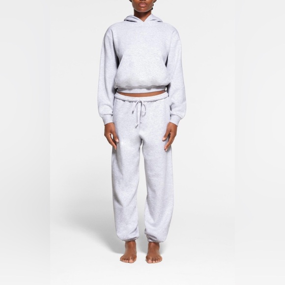 SKIMS Tops - Skims COTTON FLEECE CLASSIC HOODIE - LIGHT HEATHER GREY